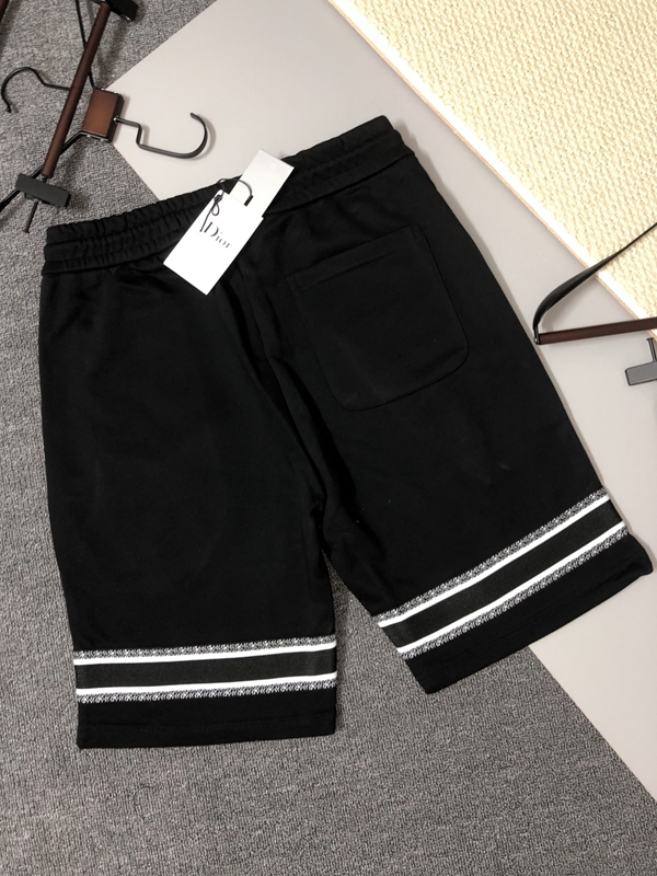 ブランドハーフパンツ角部分ディテール